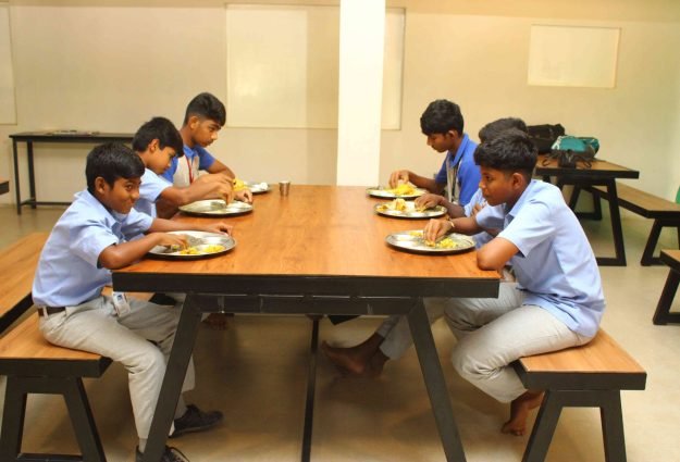 Canteen 03